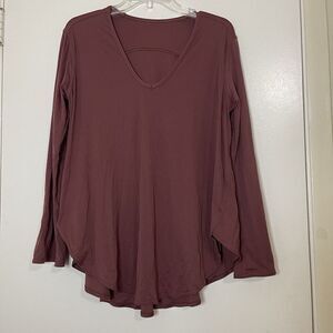 LULULEMON pink mauve long sleeve scoop neck shirt size 6